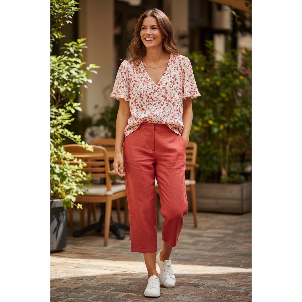 CeCe Floral White Top Blouse Flowy Size S - NWT - Summer Resort Cottage